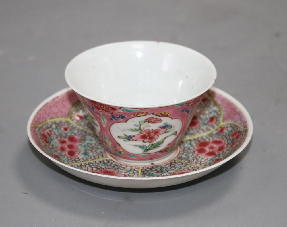 A Chinese famille rose tea bowl and associated saucer, Yongzheng period, saucer 10.2cm